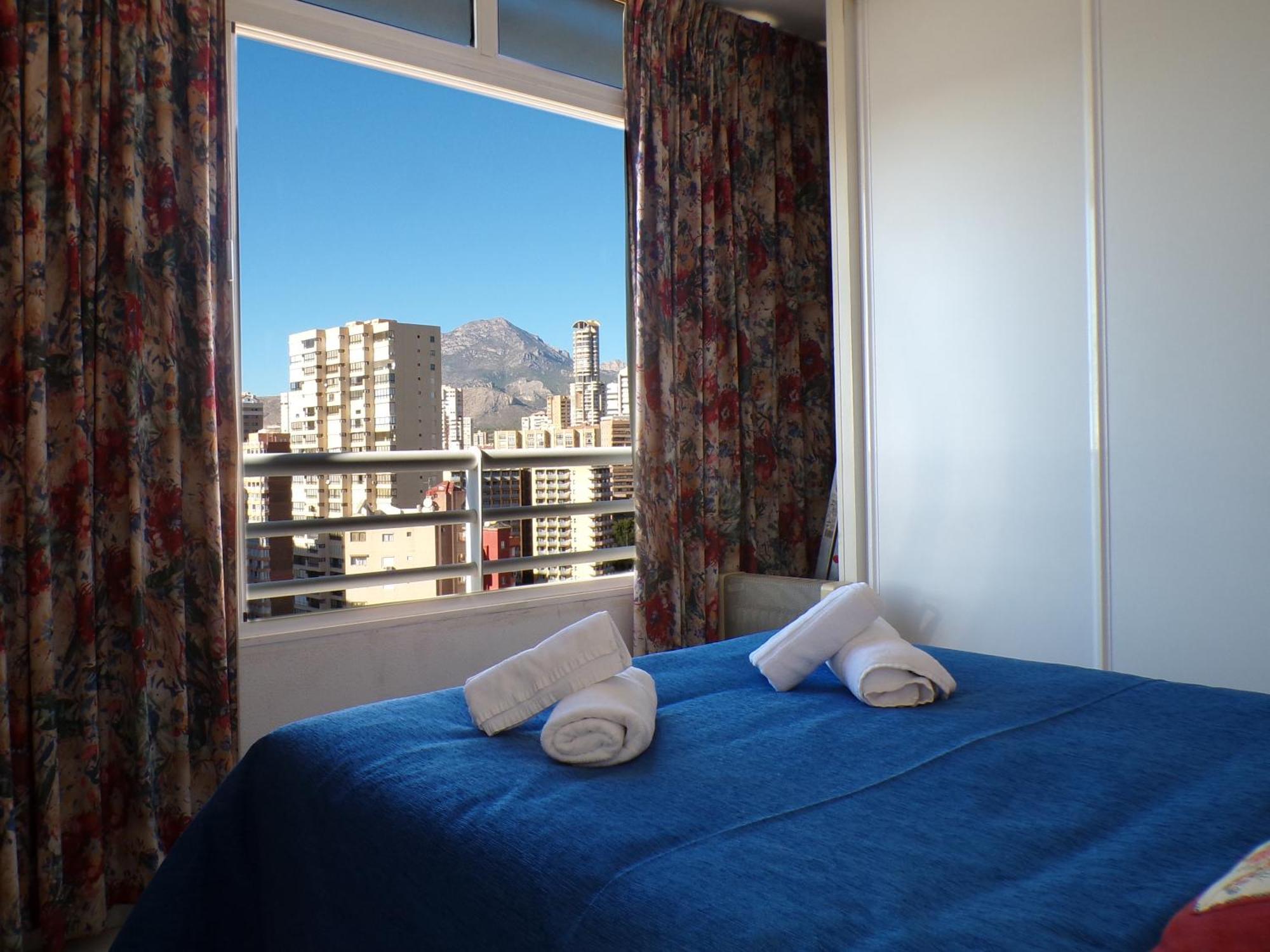 Apartamento Torre Domo Benidorm Bagian luar foto