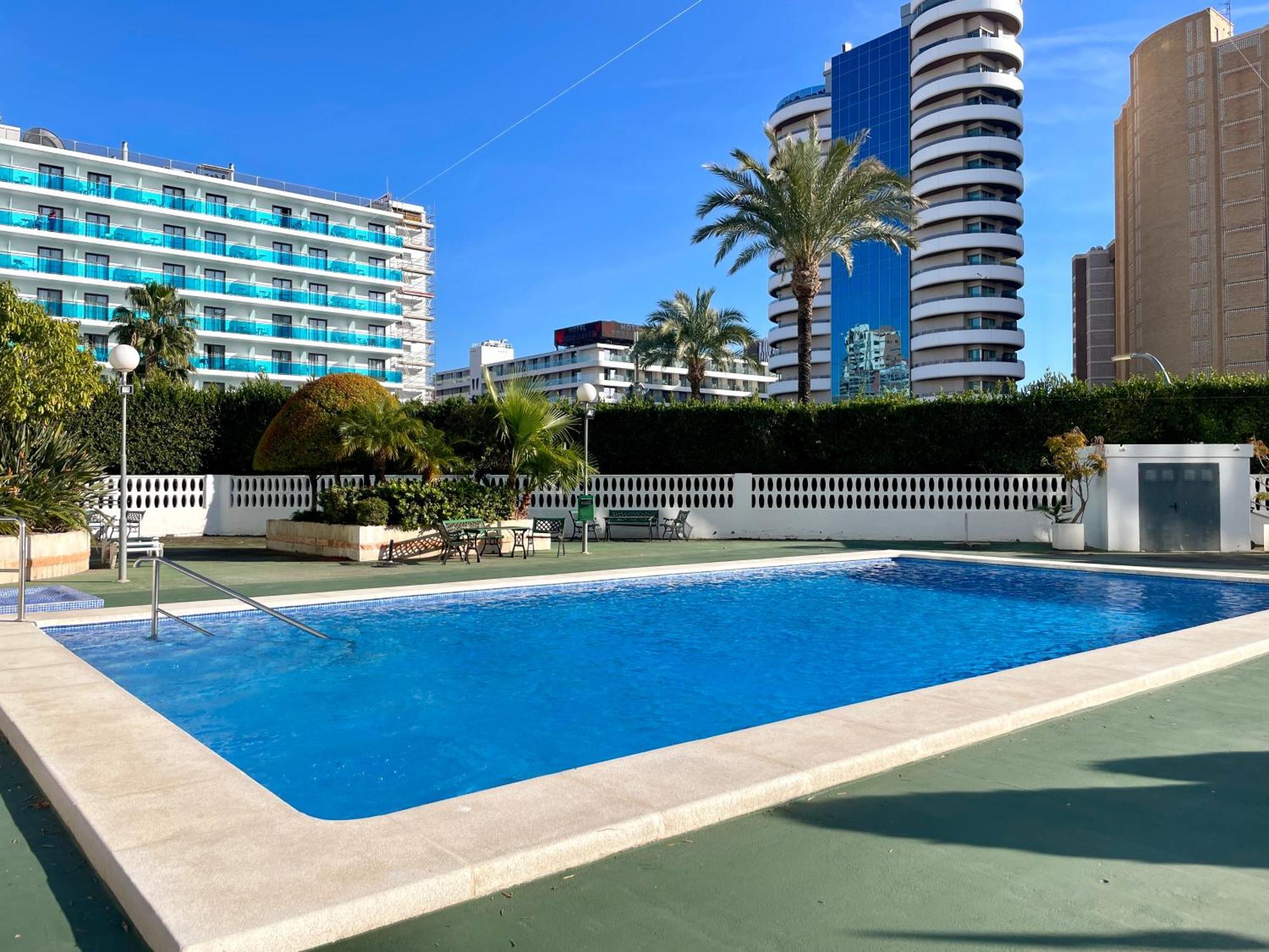 Apartamento Torre Domo Benidorm Bagian luar foto